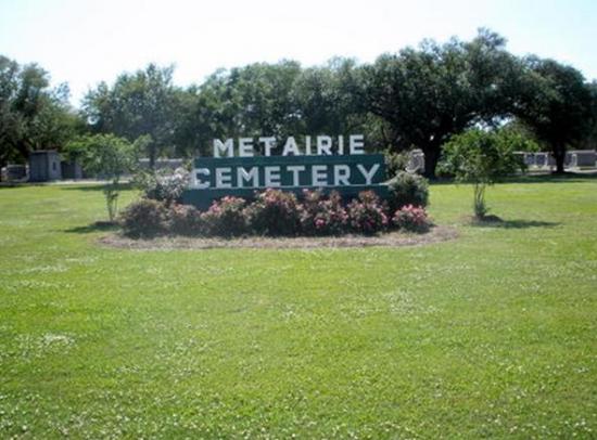 Metairie-cemetery.jpg