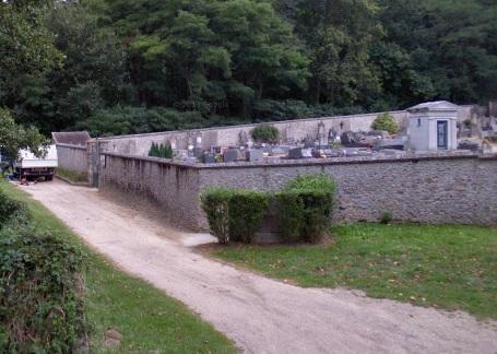 Cimetiere de la celle les bordes