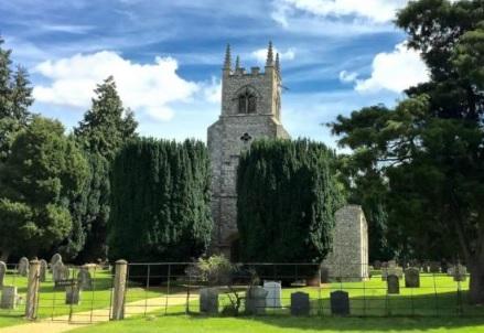 St martin s churchyard uk